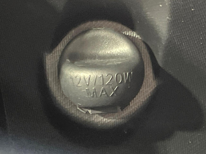 2019 Toyota Aqua DAA-NHP10 (UW-6a2ccaf0c2ec2)[21]