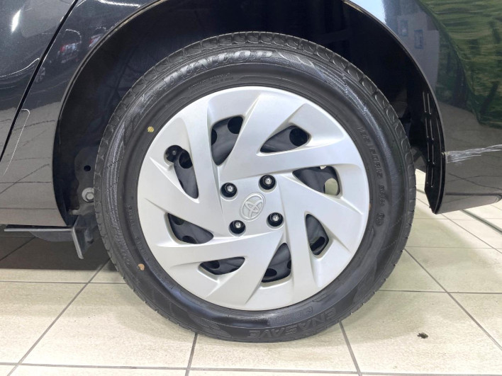 2019 Toyota Aqua DAA-NHP10 (UW-6a2ccaf0c2ec2)[5]