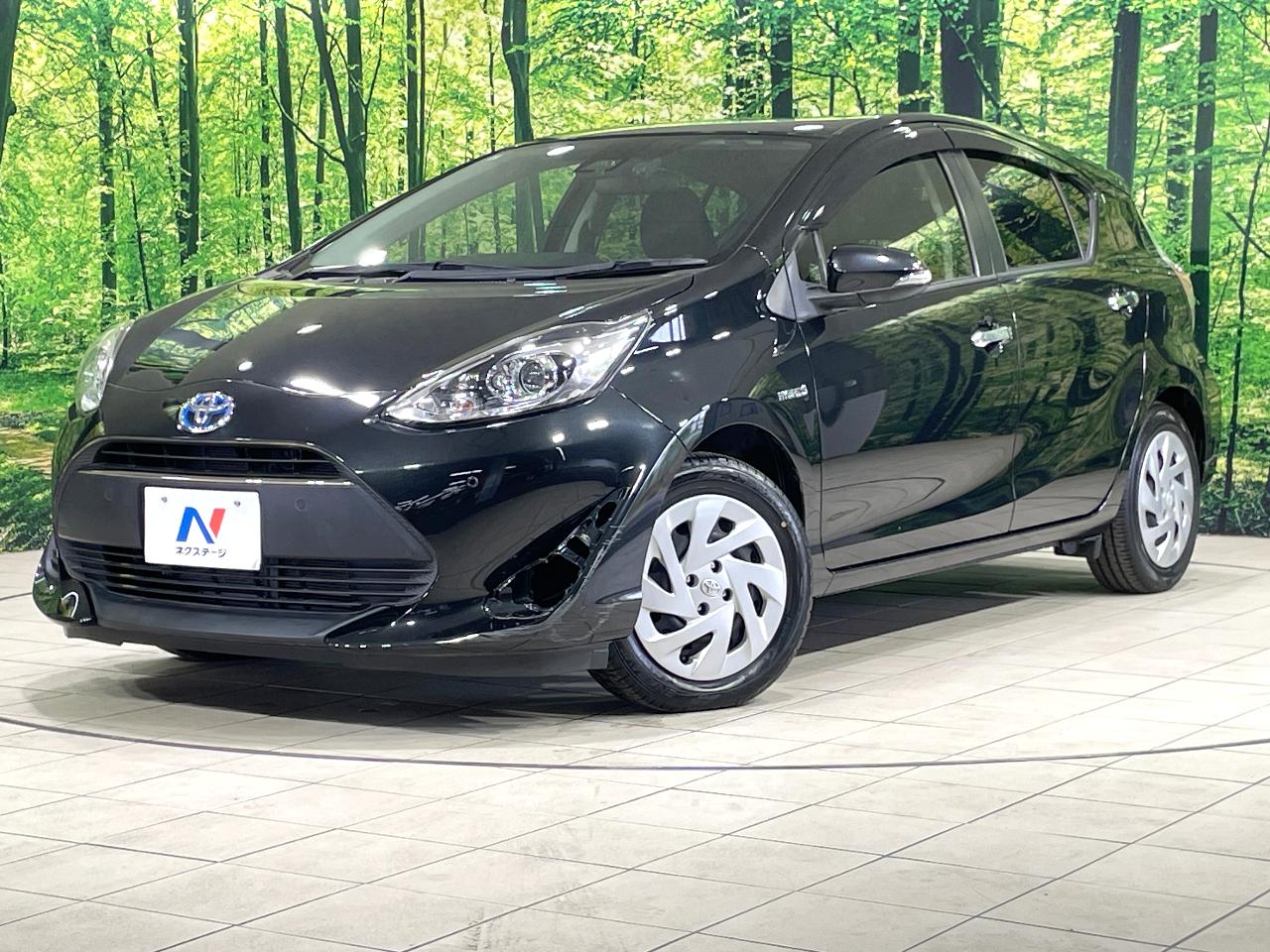 2019 Toyota Aqua DAA-NHP10