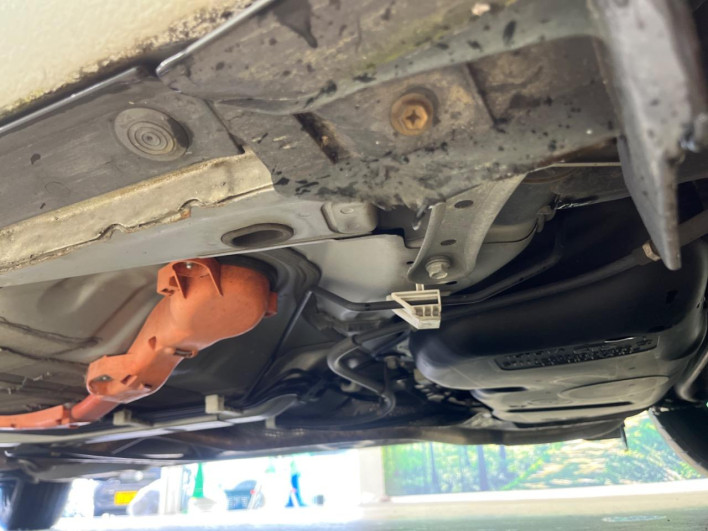 2018 Toyota Vitz DAA-NHP130 (UW-6a2ccaf262edd)[12]