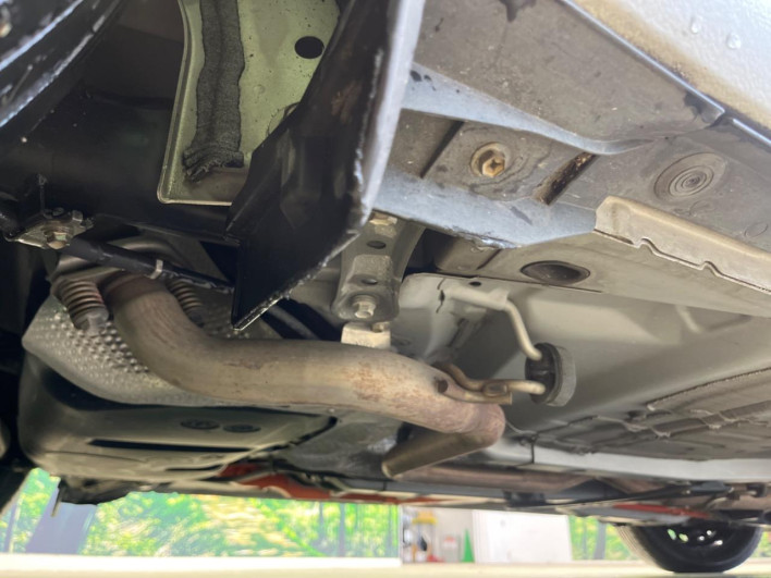 2018 Toyota Vitz DAA-NHP130 (UW-6a2ccaf262edd)[14]