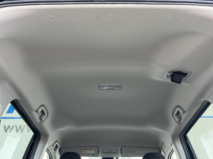 2017 Toyota Sienta DAA-NHP170G (UW-6a2ccaf3ea778)[8]
