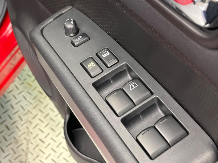 2012 Nissan X-Trail DBA-NT31 (UW-6a2ccafdb590f)[23]