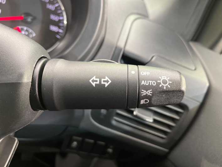 2012 Nissan X-Trail DBA-NT31 (UW-6a2ccafdb590f)[29]