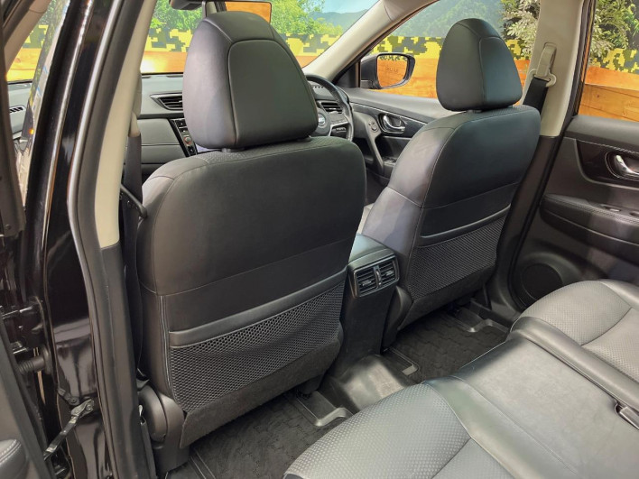 2017 Nissan X-Trail DBA-NT32 (UW-6a2ccb008271a)[28]
