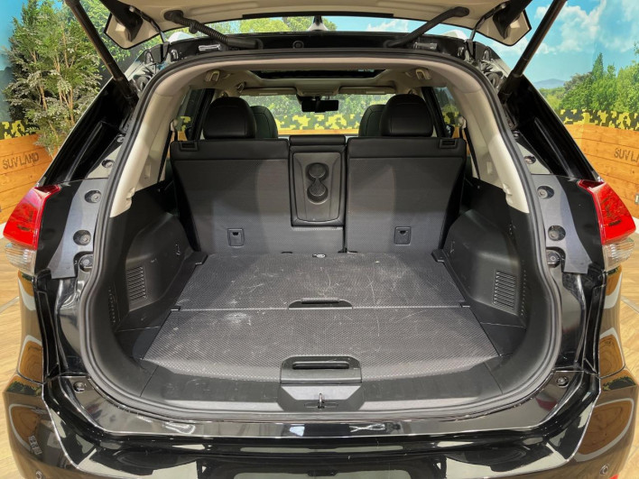 2017 Nissan X-Trail DBA-NT32 (UW-6a2ccb008271a)[8]