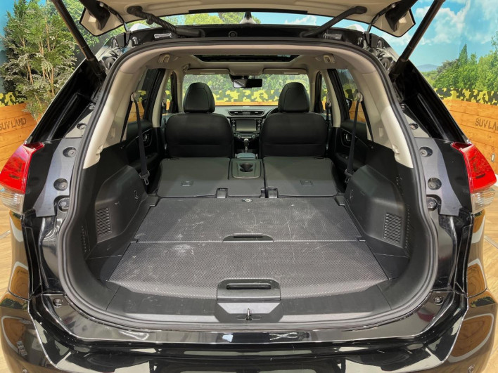 2017 Nissan X-Trail DBA-NT32 (UW-6a2ccb008271a)[4]