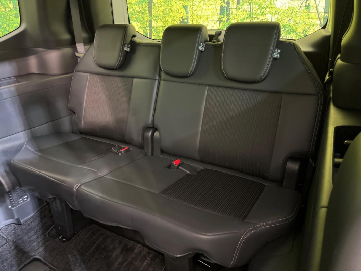 2023 Honda Step Wagon 6AA-RP8 (UW-6a2ccb0880adb)[28]