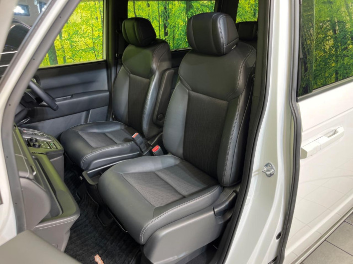 2023 Honda Step Wagon 6AA-RP8 (UW-6a2ccb0880adb)[26]