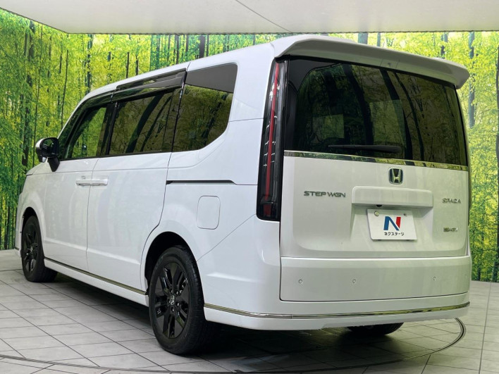 2023 Honda Step Wagon 6AA-RP8 (UW-6a2ccb0880adb)[10]