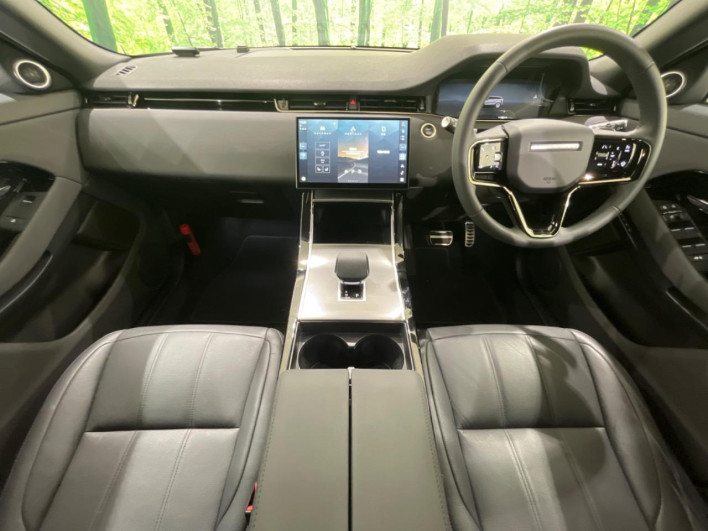 2024 Land Rover Range Rover Evoque 3CA-LZ2NB (UW-6a2ccb1fd8c7d)[27]