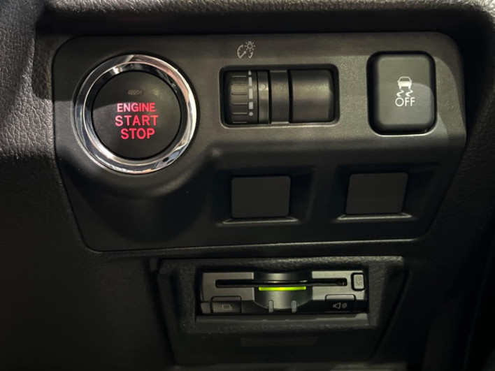 2013 Subaru Forester DBA-SJ5 (UW-6a2ccb21e4cd8)[25]