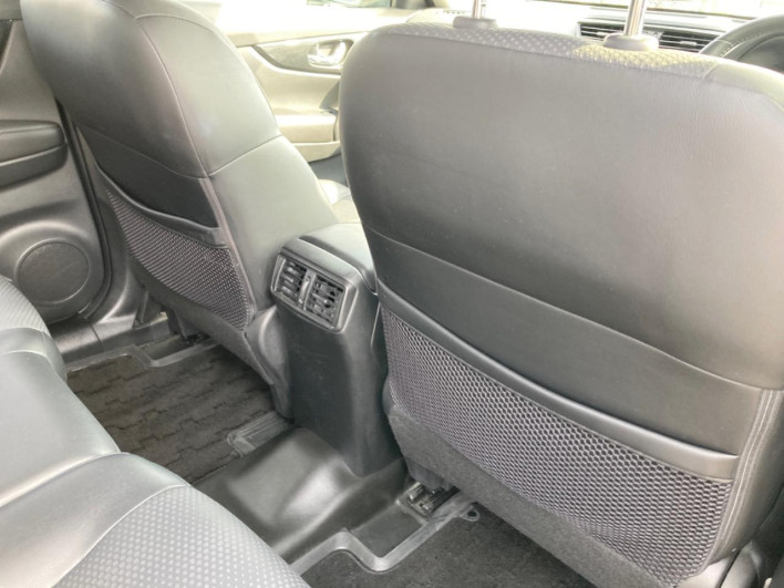 2017 Nissan X-Trail DBA-T32 (UW-6a2ccb2b91f4f)[9]