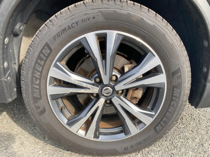 2017 Nissan X-Trail DBA-T32 (UW-6a2ccb2b91f4f)[21]