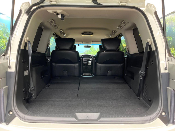 2010 Nissan Elgrand DBA-TE52 (UW-6a2ccb2d1b68d)[25]