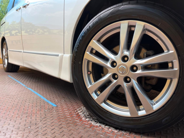 2010 Nissan Elgrand DBA-TE52 (UW-6a2ccb2d1b68d)[9]