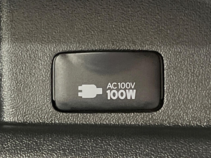 2025 Toyota Hiace Van 3BF-TRH200V (UW-6a2ccb2df261e)[15]
