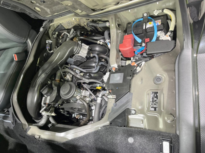 2025 Toyota Hiace Van 3BF-TRH200V (UW-6a2ccb2df261e)[5]