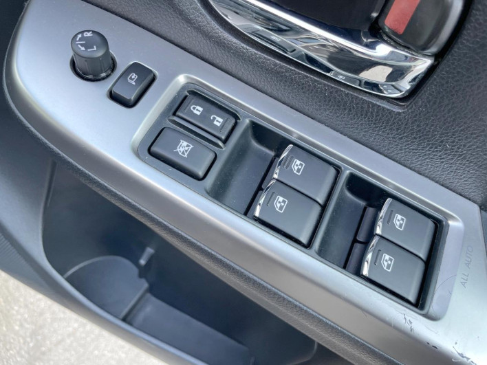 2016 Subaru Levorg DBA-VM4 (UW-6a2ccb3d53bae)[16]