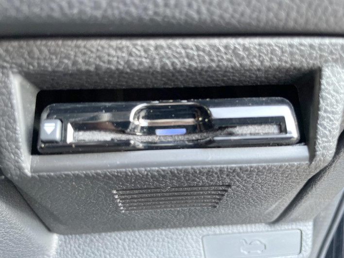 2016 Subaru Levorg DBA-VM4 (UW-6a2ccb3d53bae)[18]