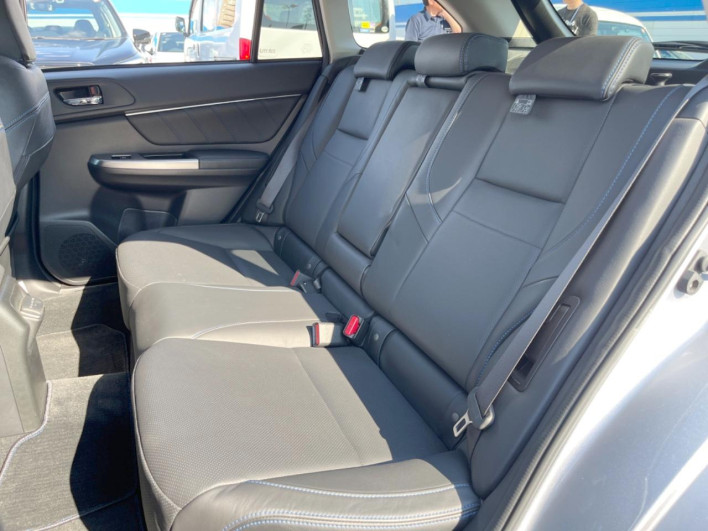 2015 Subaru Levorg DBA-VMG (UW-6a2ccb3e0c65d)[29]