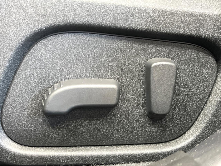 2016 Subaru Levorg DBA-VMG (UW-6a2ccb3e11abb)[25]
