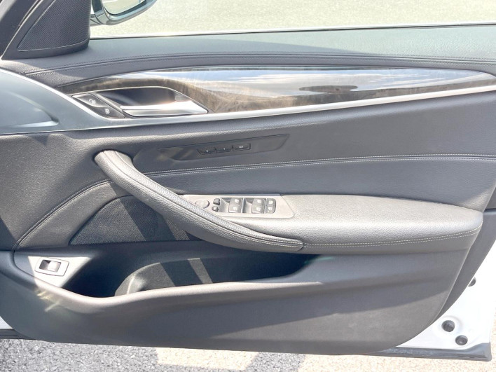 2017 BMW 5 Series LDA-JC20 (UW-6a2ccb47cae18)[26]