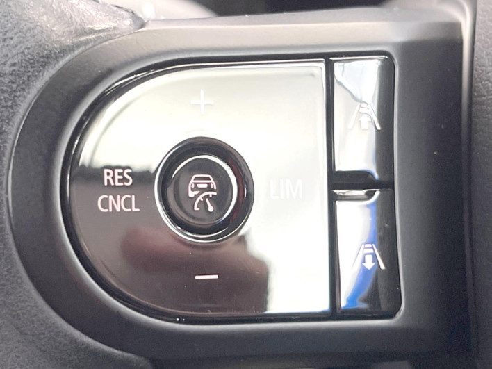 2021 Rover Mini 3DA-42BT20 (UW-6a2ccb4c40a7c)[24]