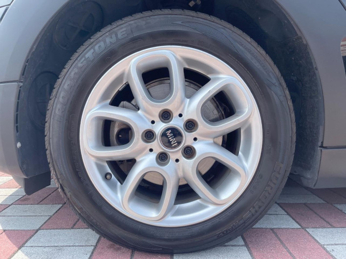 2019 Rover Mini 3BA-LV15M (UW-6a2ccb4ce9f4a)[11]