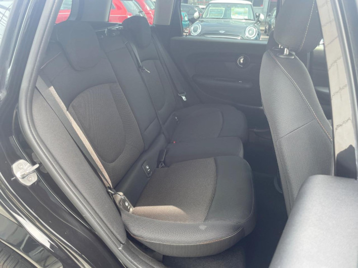 2019 Rover Mini 3BA-LV15M (UW-6a2ccb4ce9f4a)[8]