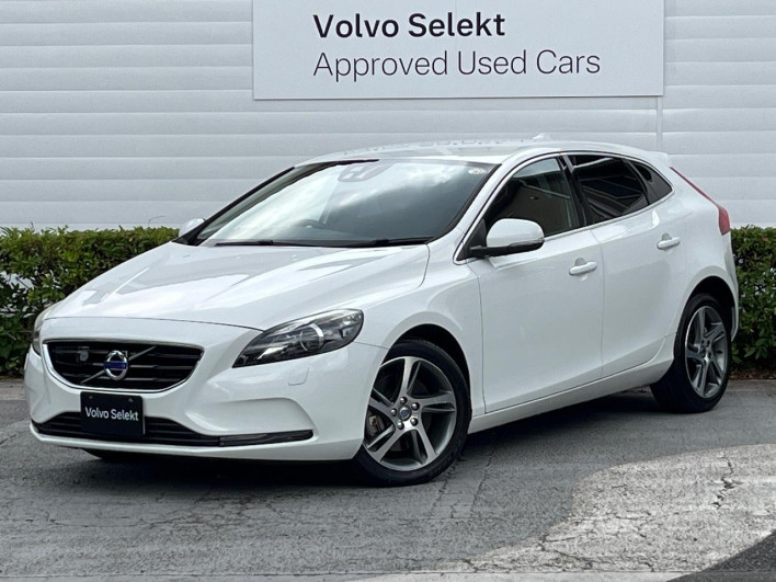 2016 Volvo V40 LDA-MD4204T (UW-6a2ccb500e15b)[0]