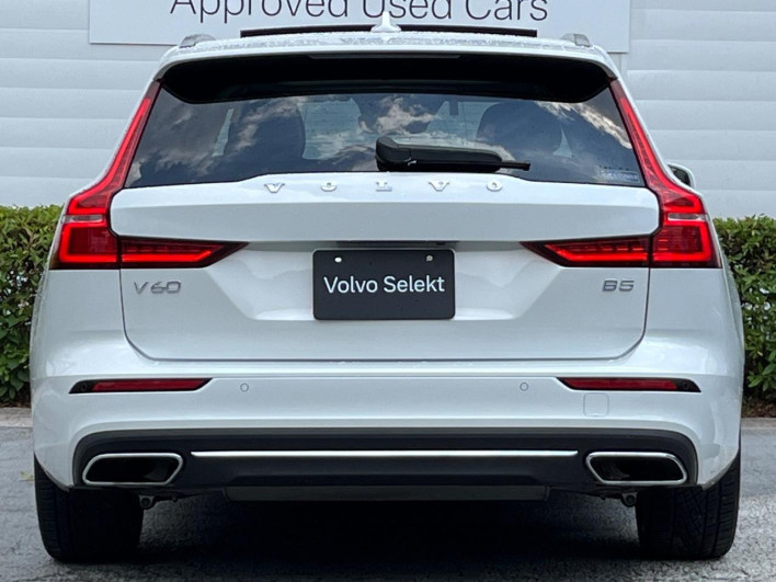 2021 Volvo V60 5AA-ZB420TM (UW-6a2ccb522ad53)[9]