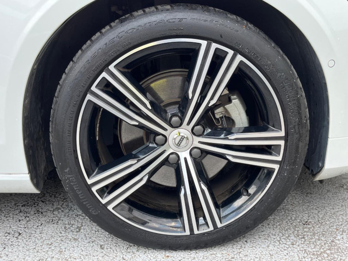 2021 Volvo V60 5AA-ZB420TM (UW-6a2ccb522ad53)[13]