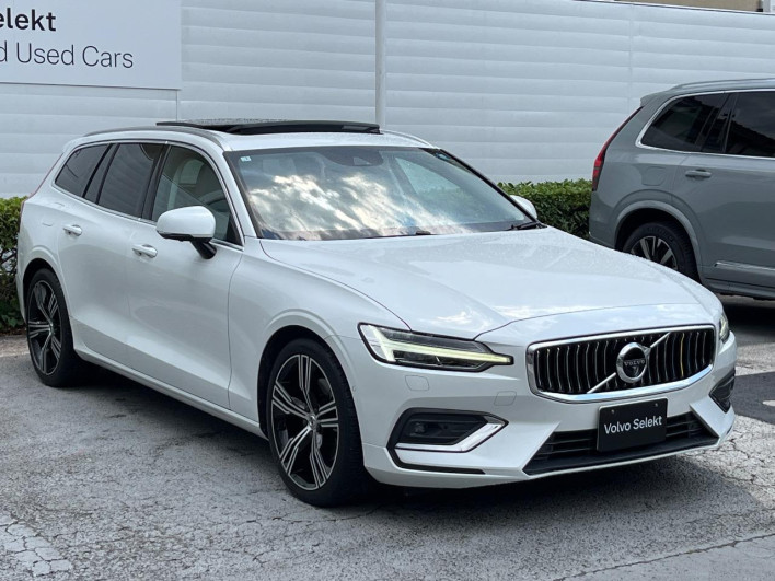 2021 Volvo V60 5AA-ZB420TM (UW-6a2ccb522ad53)[5]