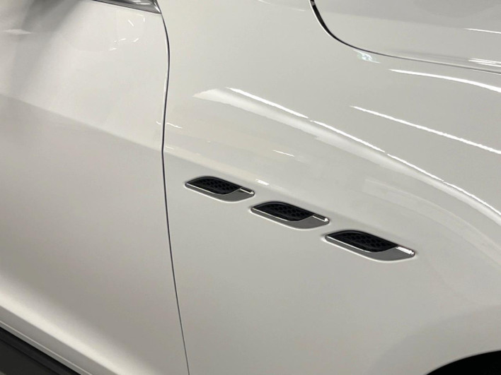 2016 Maserati Ghibli ABA-MG30A (UW-6a2ccb533f5d4)[10]