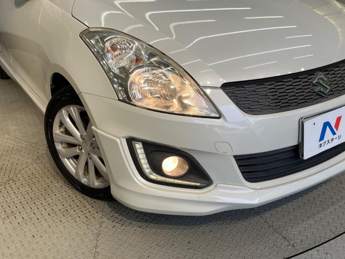 2015 Suzuki Swift DBA-ZC72S (UW-6a2ccb57257e5)[27]