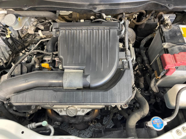 2015 Suzuki Swift DBA-ZC72S (UW-6a2ccb57257e5)[4]