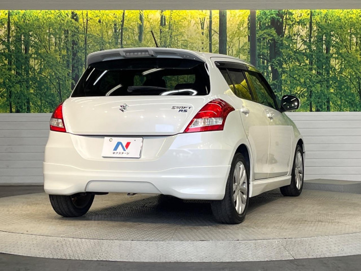 2015 Suzuki Swift DBA-ZC72S (UW-6a2ccb57257e5)[23]