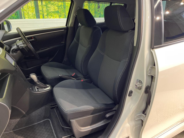 2015 Suzuki Swift DBA-ZC72S (UW-6a2ccb57257e5)[20]