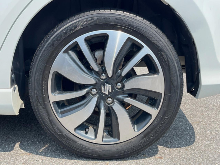 2018 Suzuki Swift DBA-ZC83S (UW-6a2ccb579dbf8)[5]