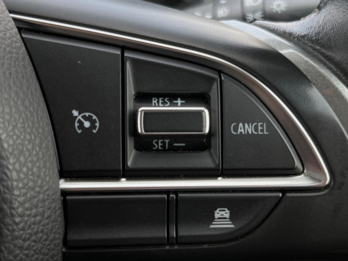 2018 Suzuki Swift DBA-ZC83S (UW-6a2ccb579dbf8)[15]