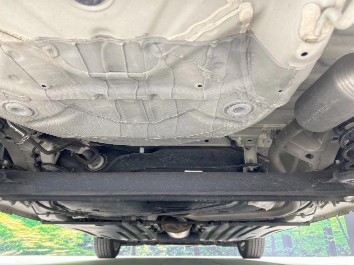 2019 Suzuki Swift DBA-ZC83S (UW-6a2ccb581b230)[23]