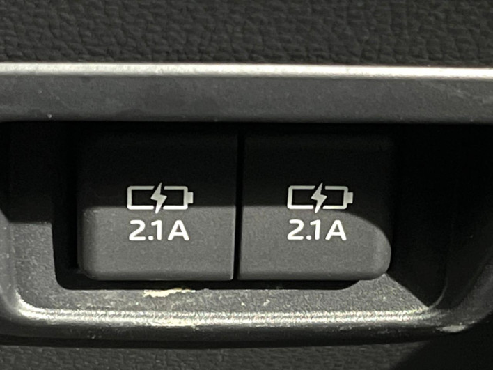2023 Toyota Corolla Cross 6AA-ZVG11 (UW-6a2ccb6a89033)[13]
