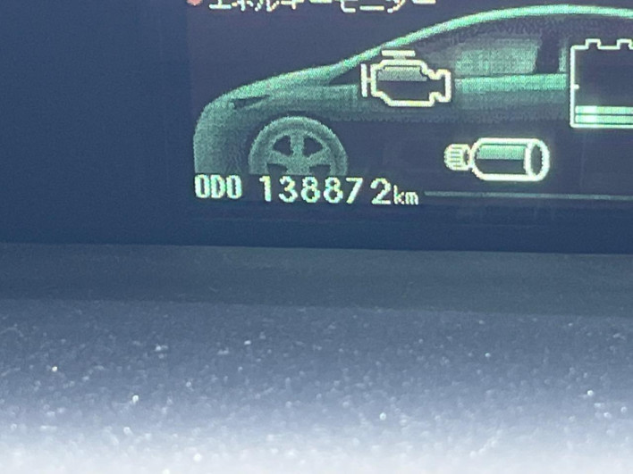 2012 Toyota Prius DAA-ZVW30 (UW-6a2ccb708c978)[2]