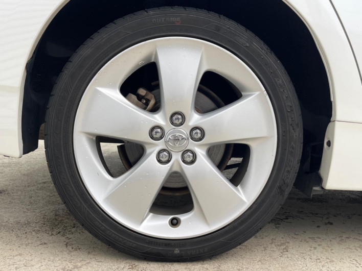 2012 Toyota Prius DAA-ZVW30 (UW-6a2ccb708c978)[9]