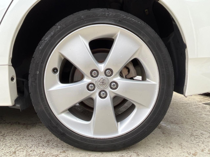2012 Toyota Prius DAA-ZVW30 (UW-6a2ccb708c978)[8]