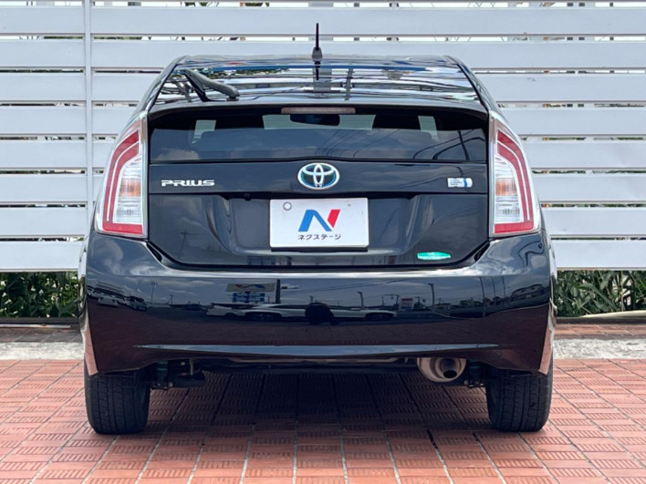 2013 Toyota Prius DAA-ZVW30 (UW-6a2ccb722cd92)[19]