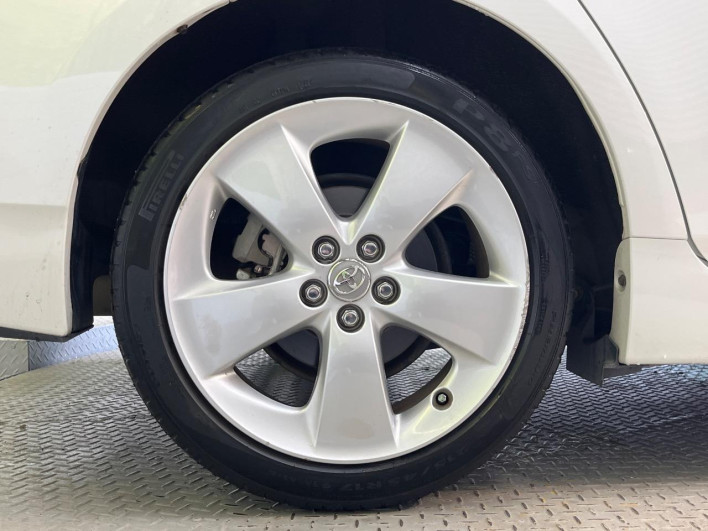 2013 Toyota Prius DAA-ZVW30 (UW-6a2ccb723b889)[13]