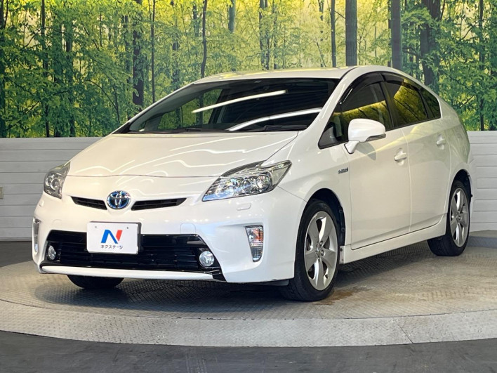 2013 Toyota Prius DAA-ZVW30 (UW-6a2ccb723b889)[5]