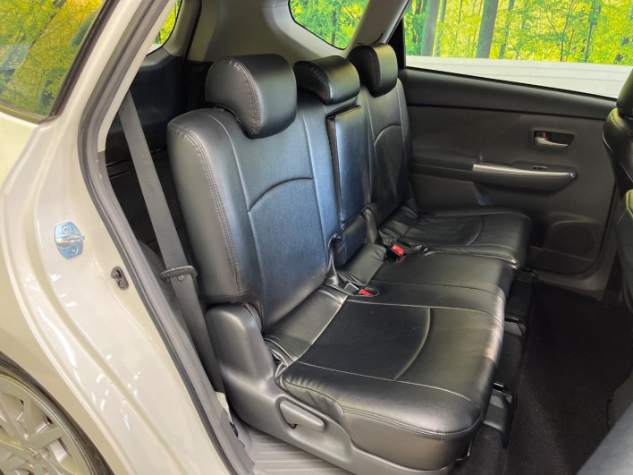 2012 Toyota Prius α DAA-ZVW41W (UW-6a2ccb743ecbb)[17]
